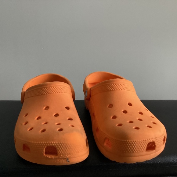 Crocs - Picture 2 of 5